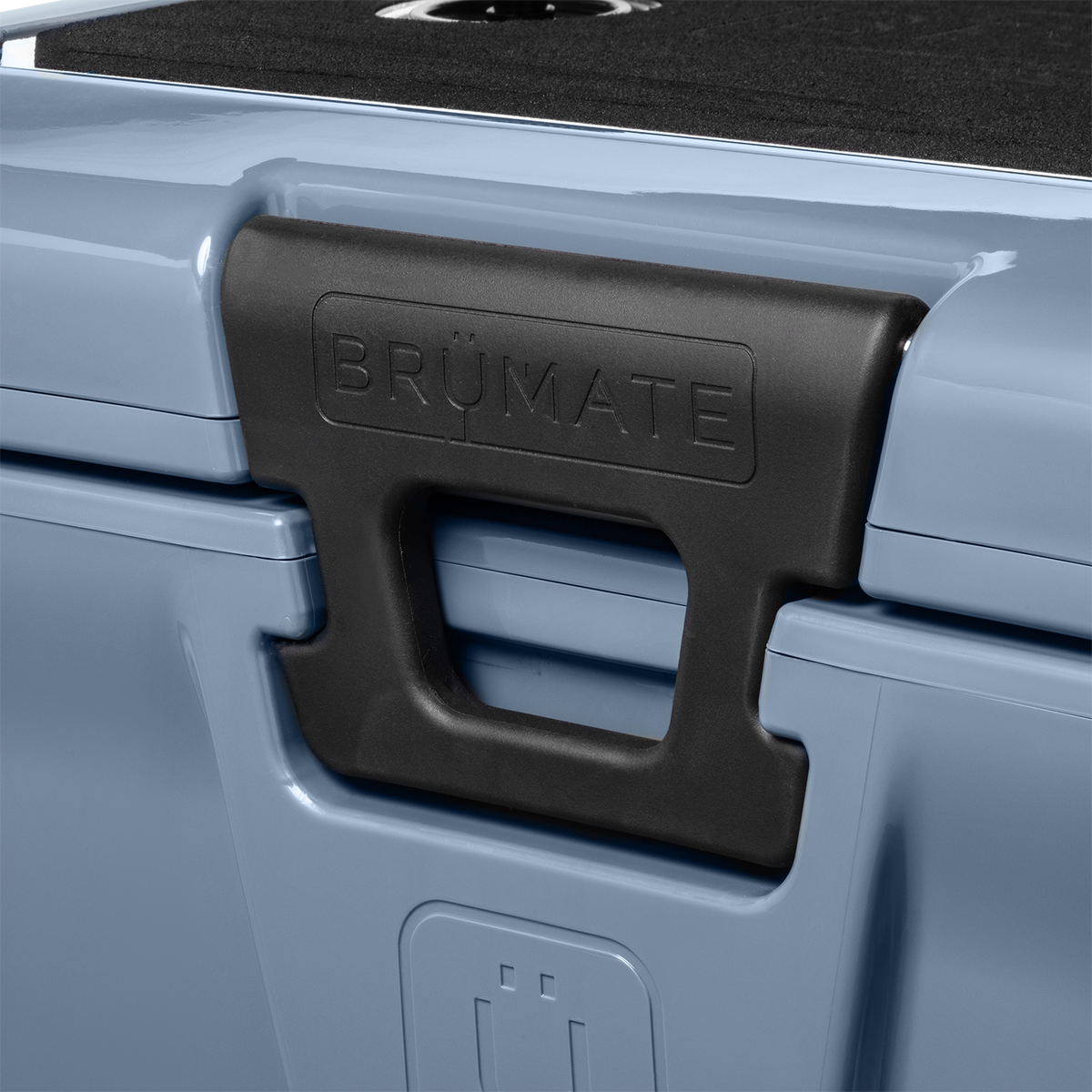 brutank-20qt-n5 BruTank-20-Denim-Latch.png