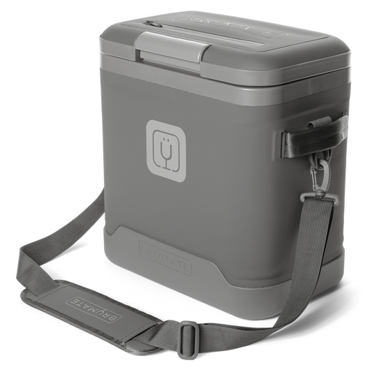 magpack-18-can-n5 magpack_18_graphite_front_strap.png